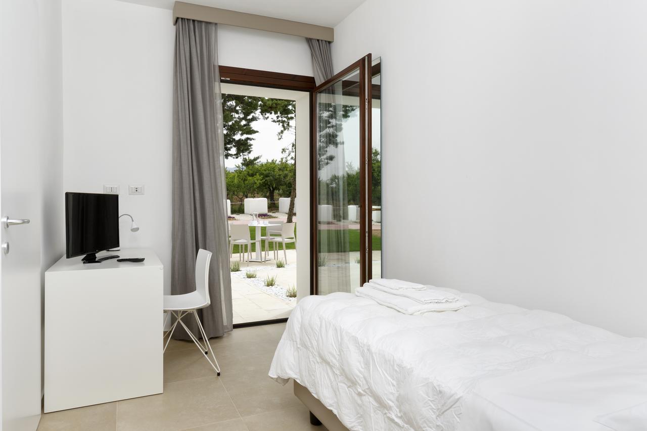Southeast Hotel Chiaramonte Gulfi Bagian luar foto