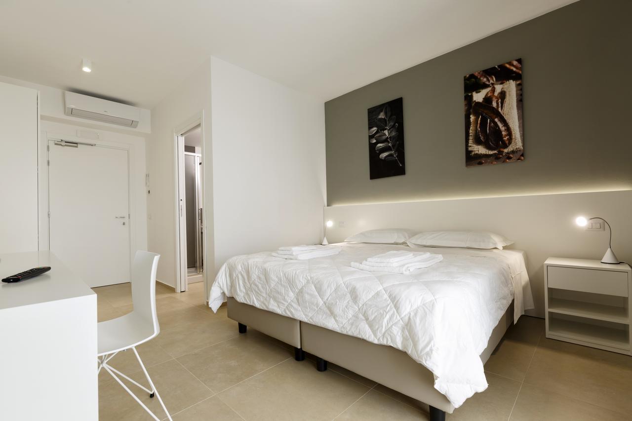 Southeast Hotel Chiaramonte Gulfi Bagian luar foto