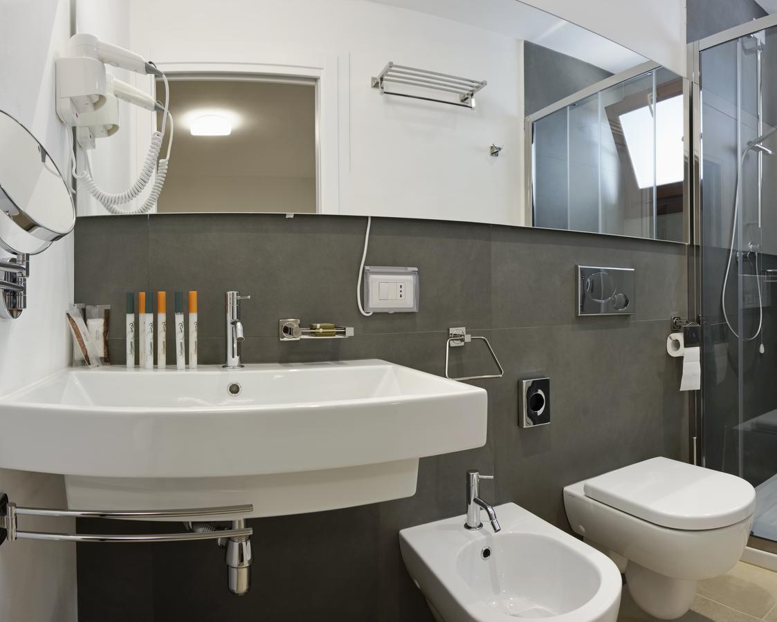 Southeast Hotel Chiaramonte Gulfi Bagian luar foto